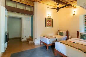 Tree of Life Birdsong Chalets