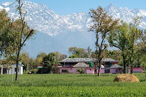 Tree of Life Birdsong Chalets