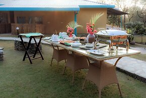 Tree of Life Birdsong Chalets