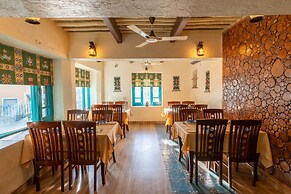 Tree of Life Birdsong Chalets