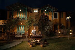 Tree of Life Birdsong Chalets