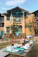 Tree of Life Birdsong Chalets