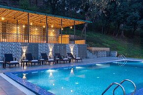 Tree of Life Birdsong Chalets