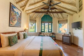 Tree of Life Birdsong Chalets