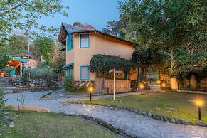 Tree of Life Birdsong Chalets