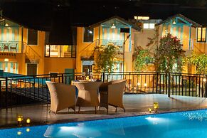 Tree of Life Birdsong Chalets