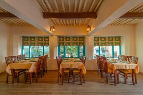 Tree of Life Birdsong Chalets