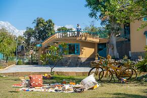 Tree of Life Birdsong Chalets