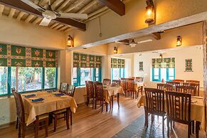 Tree of Life Birdsong Chalets