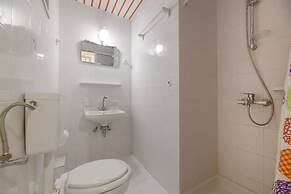 Pink Panther Studios & Apartments