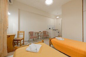 Pink Panther Studios & Apartments