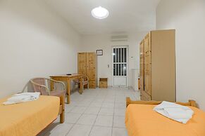 Pink Panther Studios & Apartments