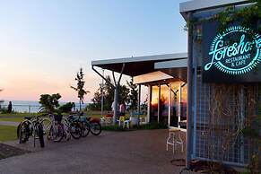 Nightcliff Foreshore Pool Outdoor Dining BBQ