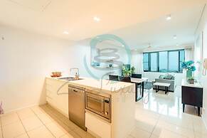 Waterfront Retreat Ocean Views Pool Balcony