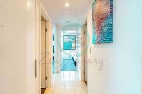 Waterfront Retreat Ocean Views Pool Balcony