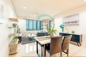 Waterfront Retreat Ocean Views Pool Balcony