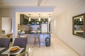 City Skyline Escape Office Parking Pool