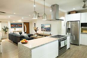 Rosewood Rustic Refuge Pool Outdoor Dining Backyard