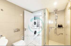 Sunshine Delight Seaview Pool Gym Balcony