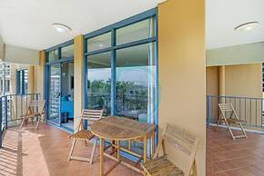 Coastal Elegance Sunset Pool Balcony Dining