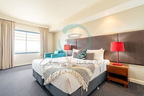 Hotel Suite Sunset View Pool Balcony Office