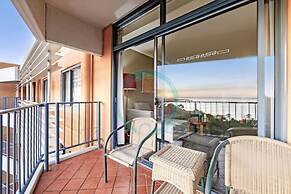 Coastal Splendor Seaview Pool Balcony Dining