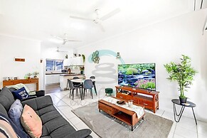 Zen Hideaway Cozy 2BR Haven Office Dual Patio