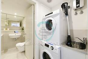 Zen Ocean Bliss Seaview Balcony Outdoordining