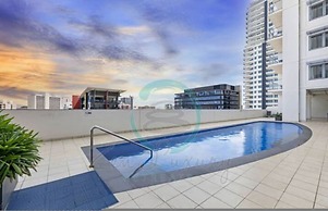 Zen Ocean Bliss Seaview Balcony Outdoordining