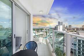 Zen Seabreeze Workdesk Balcony Dining Seaview