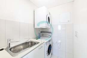 Zen Seabreeze Workdesk Balcony Dining Seaview