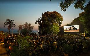 Zen Seabreeze Workdesk Balcony Dining Seaview