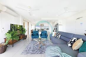 Zen Seabreeze Workdesk Balcony Dining Seaview