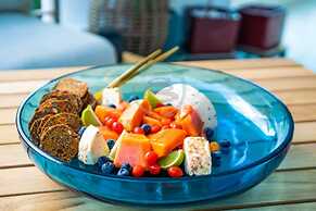 Seaside Glory Ocean-city View Pool Workspace