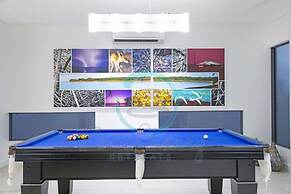 Zenlux Waterfront Mansion Infinity Pool Cinema