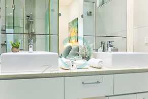 Coastal Magnificence Pool Workspace Parking