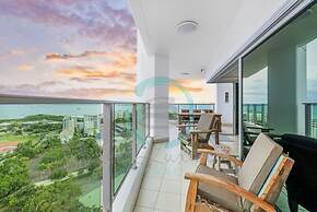 Coastal Magnificence Pool Workspace Parking