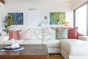 Coastal Magnificence Pool Workspace Parking