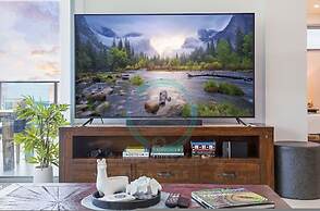 Coastal Magnificence Pool Workspace Parking