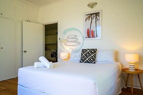 Zen Nest Cozy Lawn Minimalist