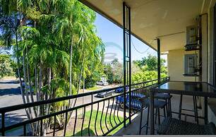 Zen Nest Cozy Lawn Minimalist