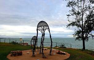 Luxury Marina Mansion Pool Gym BBQ Office