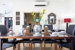 Luxury Marina Mansion Pool Gym BBQ Office