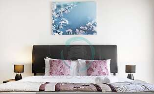 Luxury Marina Mansion Pool Gym BBQ Office