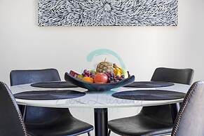 Zenbythecoast Front Porch Lawn Outdoor Dining