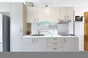 Zen Marina Bayview Balcony Executive Suite