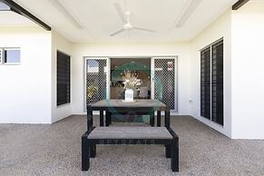Zenhouse Prestige Modern Stylish Private Lawn