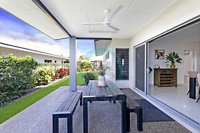 Zenhouse Prestige Modern Stylish Private Lawn