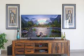 Pinnacle Penthouse Ambience Views Pool Gym