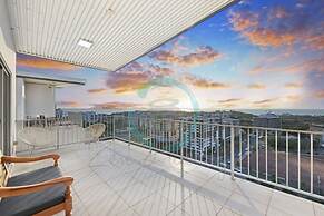 Pinnacle Penthouse Ambience Views Pool Gym